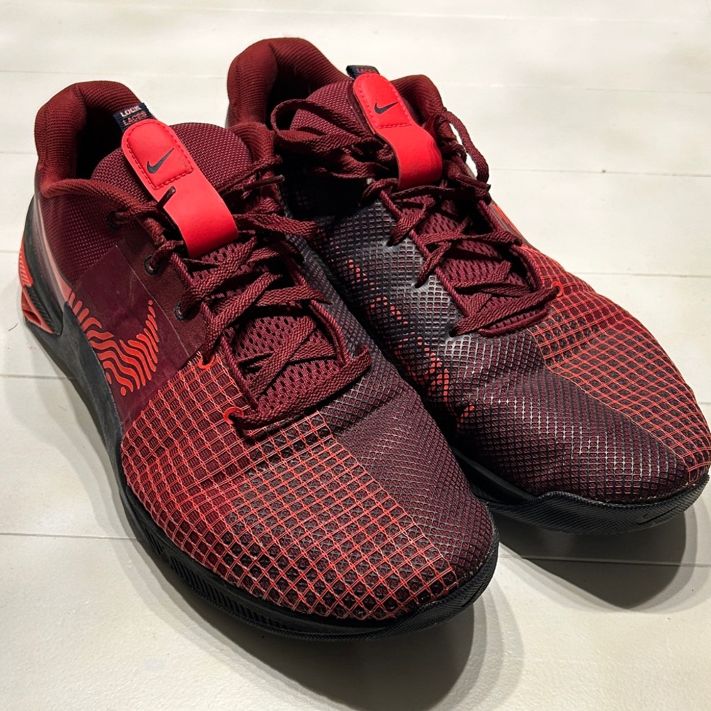 EUC Nike Men's Metcon 8